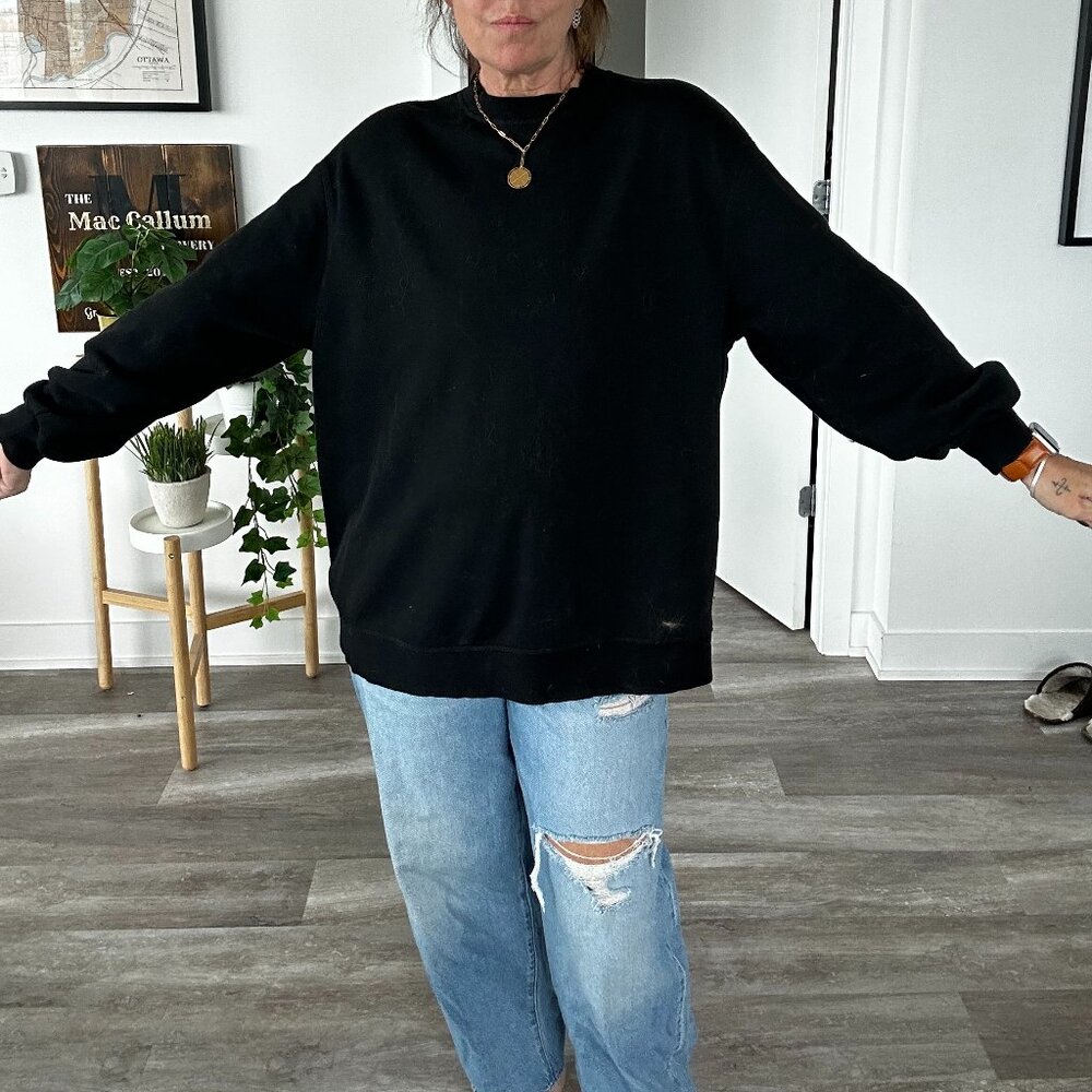 Oversized Black Sweatshirt, Size L